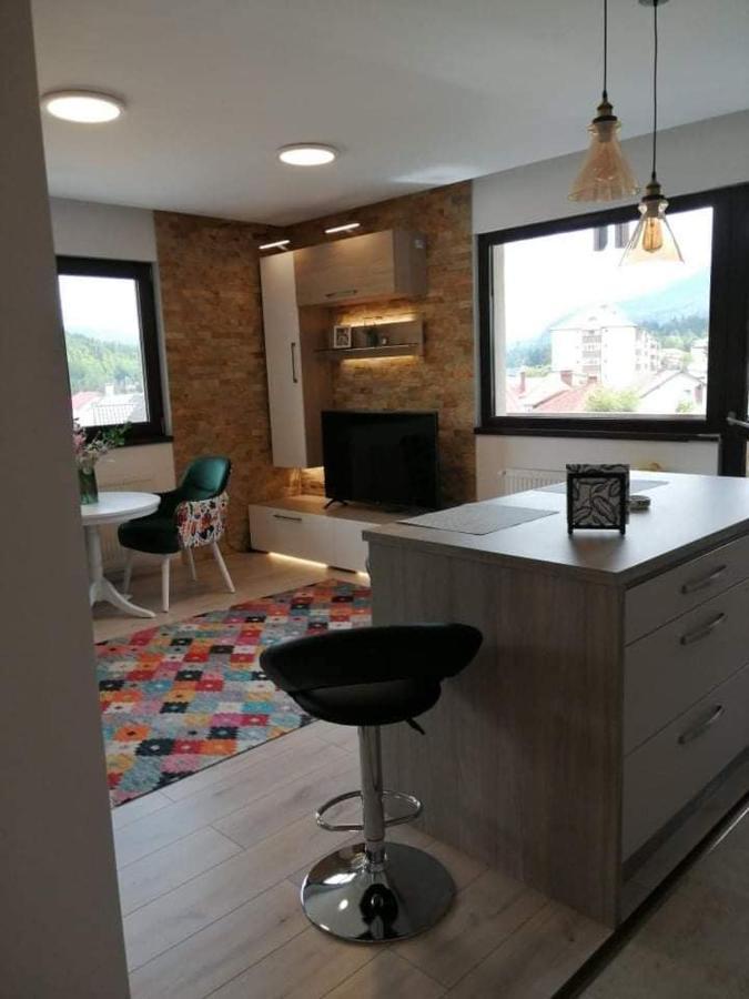 Belcara Apartment Буштени Экстерьер фото